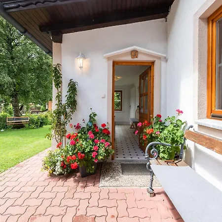 Alpiner Familienurlaub In * باد ميترندورف