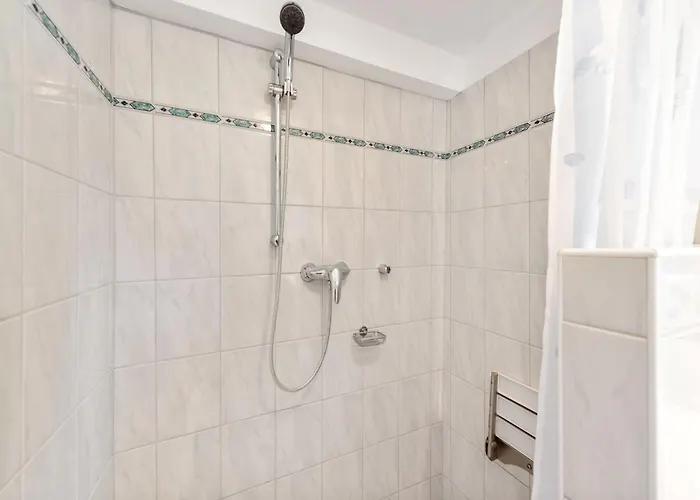 Alpiner Familienurlaub In * باد ميترندورف