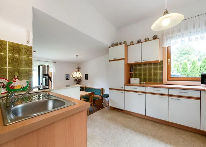 بيت للعطل Alpiner Familienurlaub In *